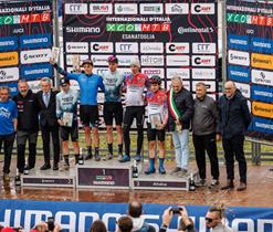 podio-internazionali-italia-series-esanatoglia-open-maschile (18).jpg